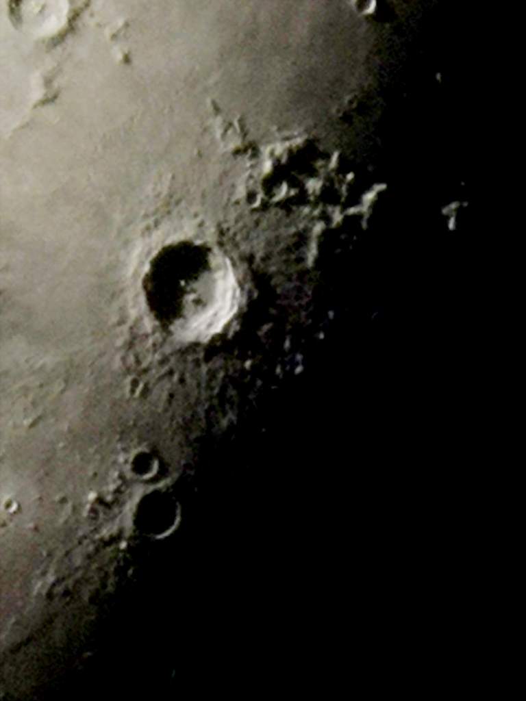 Vixen ED102S - 102/920mm Refraktor