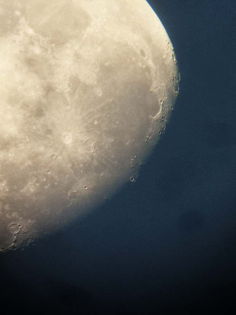 Vixen ED102S - 102/920mm Refraktor