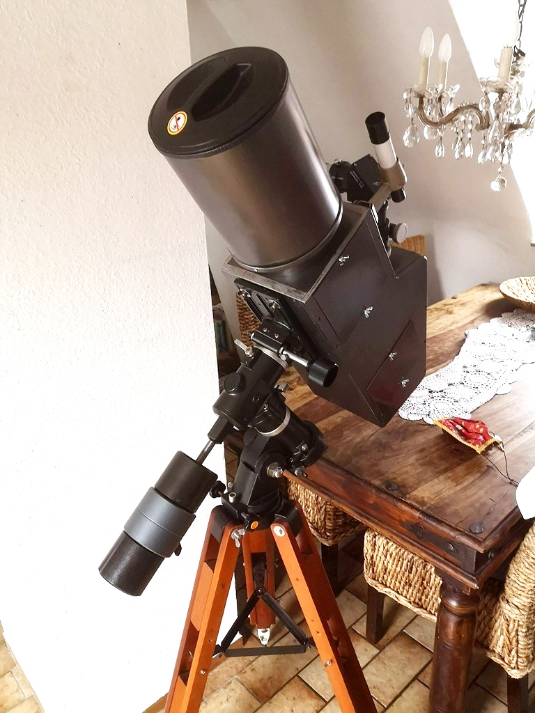 Das "K&ouml;stro-Skope" - ein "geknickter" Bresser 152/1200mm Refraktor