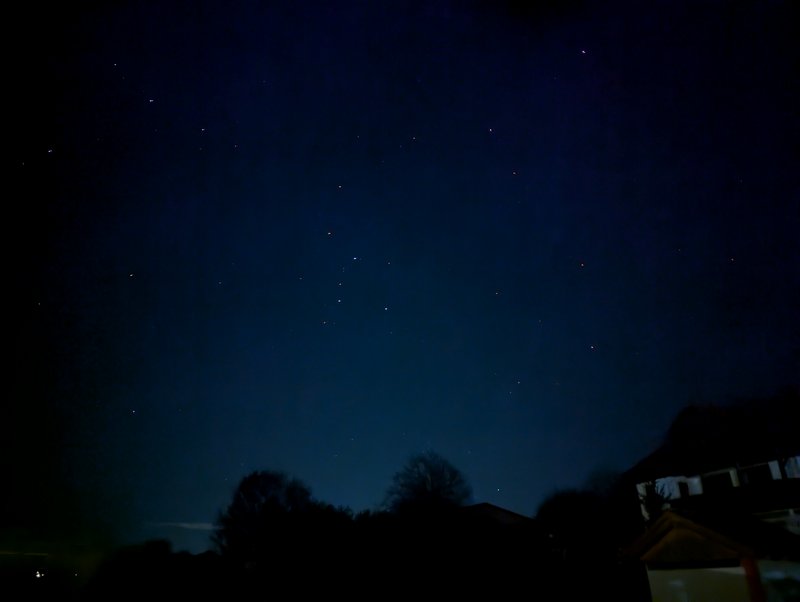 PXL_20241109_043402473.NIGHT.jpg